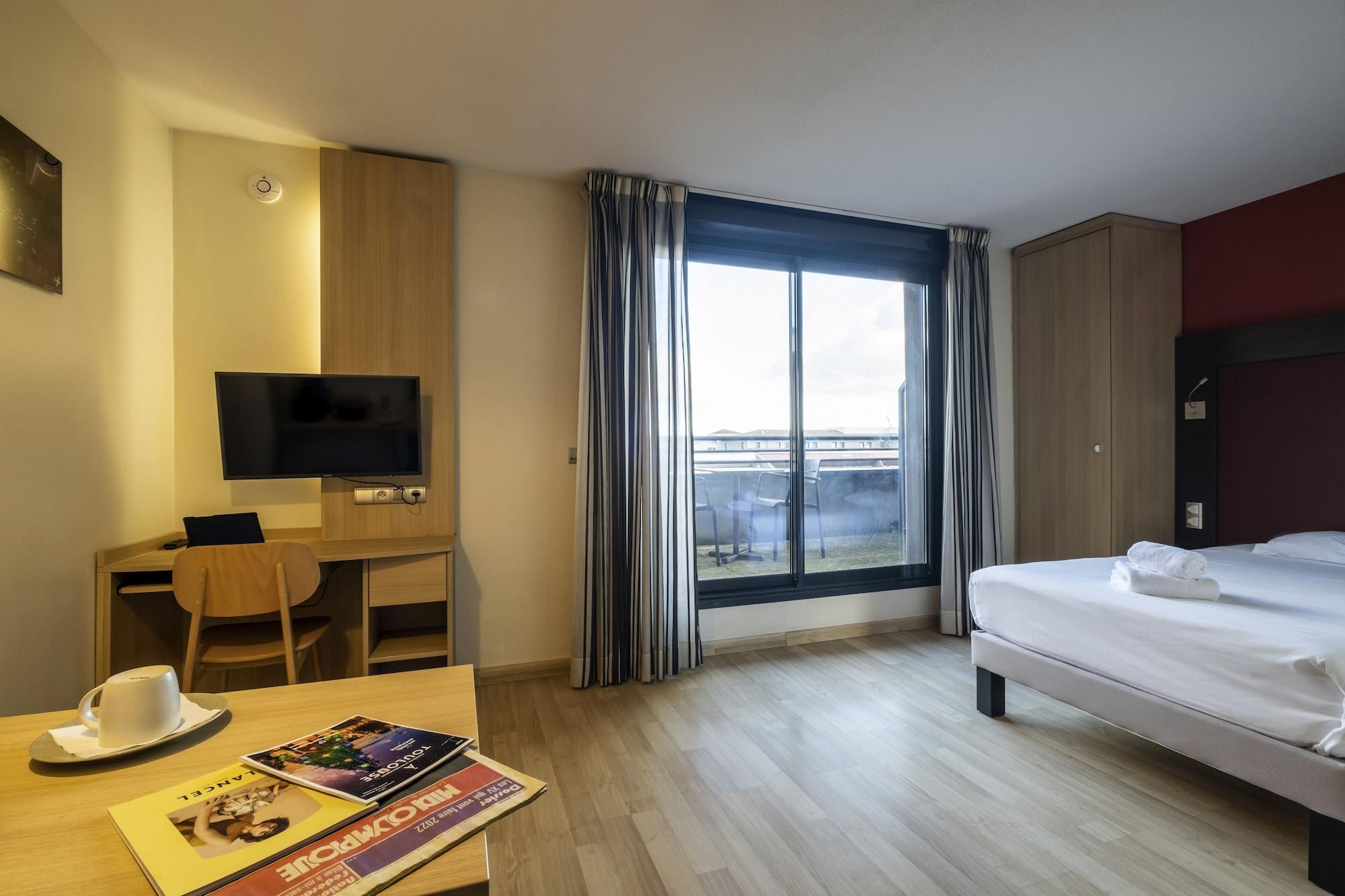 Clarion Aparthotel Toulouse Blagnac Airport Екстер'єр фото