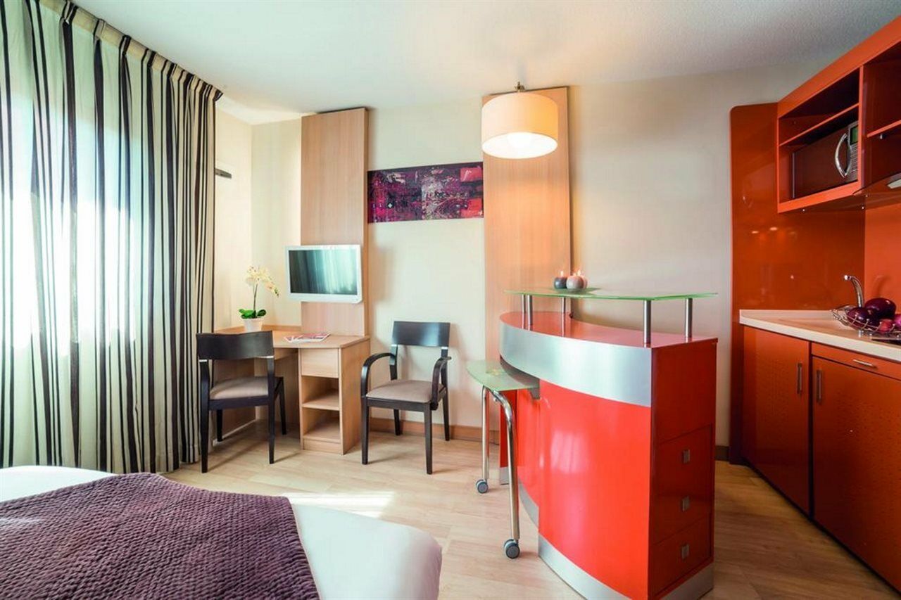 Clarion Aparthotel Toulouse Blagnac Airport Екстер'єр фото